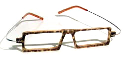 HANDGEFERTGTE BRILLE MODELL K6